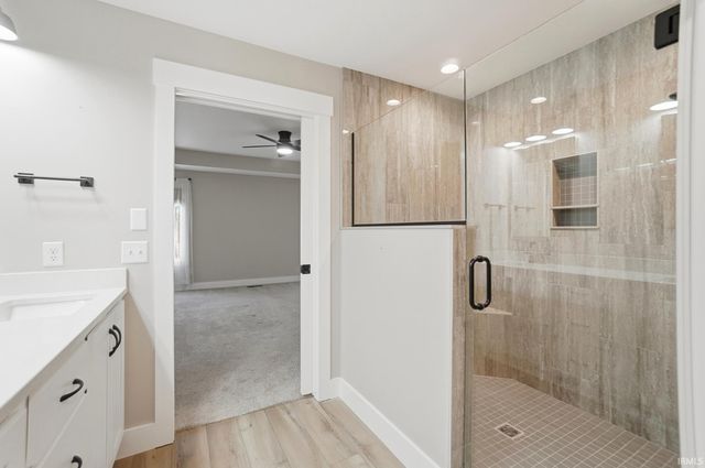 1094 Midnight Chase Grove, Fort Wayne, IN 46845