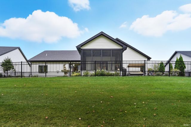 1094 Midnight Chase Grove, Fort Wayne, IN 46845