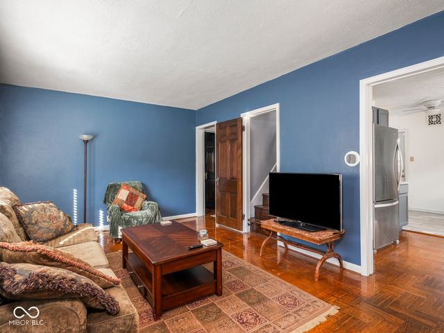 1114 N Gladstone Avenue, Indianapolis, IN 46201