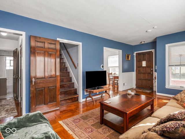 1114 N Gladstone Avenue, Indianapolis, IN 46201