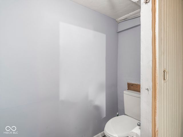 1114 N Gladstone Avenue, Indianapolis, IN 46201