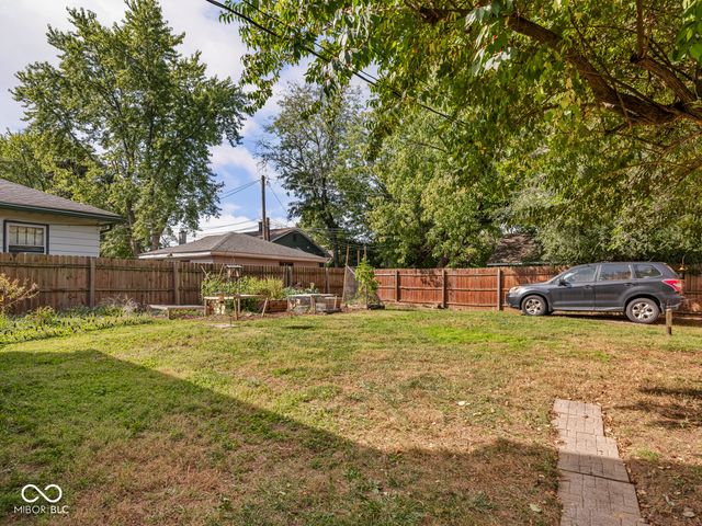 1114 N Gladstone Avenue, Indianapolis, IN 46201