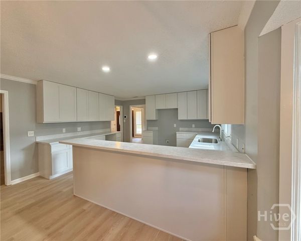 10 Cove Drive, Savannah, GA 31419