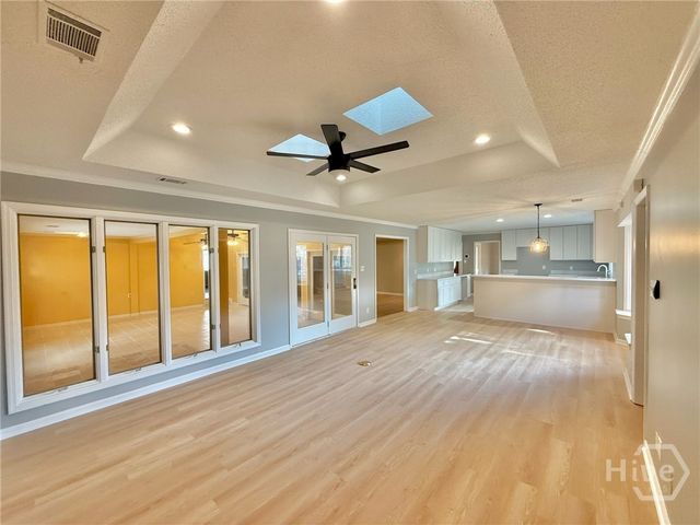 10 Cove Drive, Savannah, GA 31419