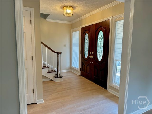 10 Cove Drive, Savannah, GA 31419