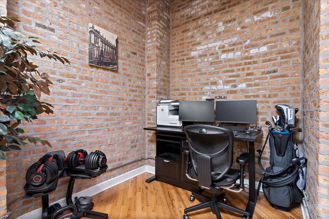 1635 W BELMONT Avenue 421, Chicago, IL 60657