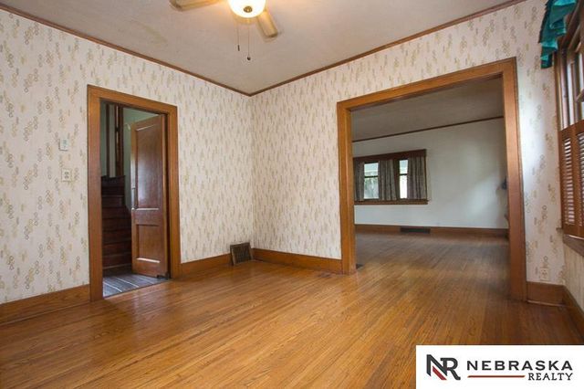 1933 Harwood Street, Lincoln, NE 68502