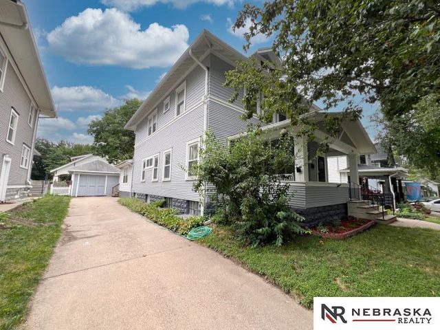 1933 Harwood Street, Lincoln, NE 68502