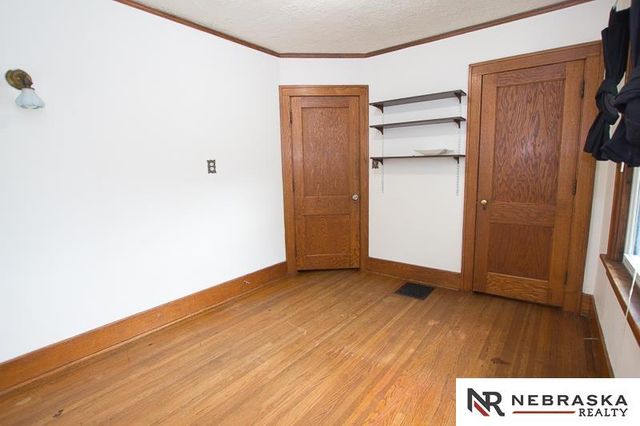 1933 Harwood Street, Lincoln, NE 68502