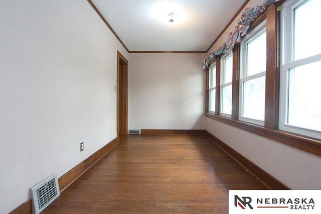 1933 Harwood Street, Lincoln, NE 68502