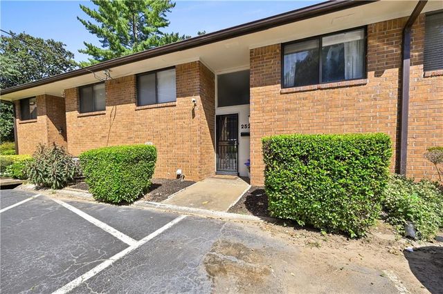 2525 Bradford Square NE, Atlanta, GA 30345