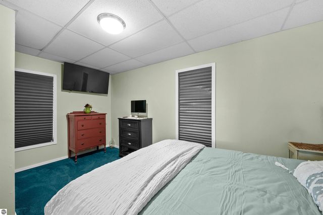 402 Haynes Street, Cadillac, MI 49601