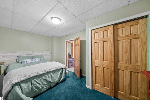 402 Haynes Street, Cadillac, MI 49601