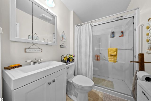 402 Haynes Street, Cadillac, MI 49601