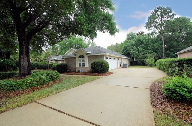 4240 Bobcat Cove, Niceville, FL 32578