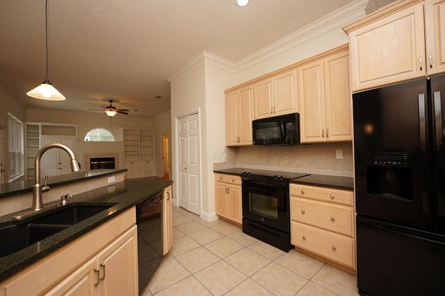 4240 Bobcat Cove, Niceville, FL 32578