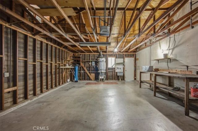 26124 New Chicago, Hemet, CA 92544
