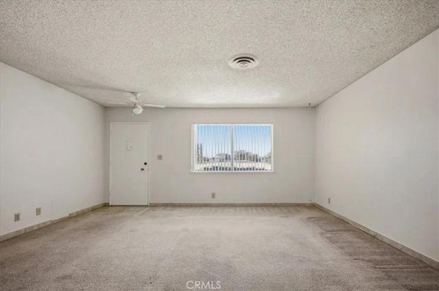 26124 New Chicago, Hemet, CA 92544