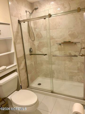210 Fifth Avenue 33, Belmar, NJ 07719