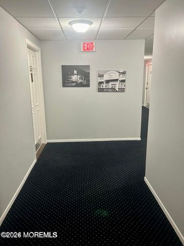 210 Fifth Avenue 33, Belmar, NJ 07719