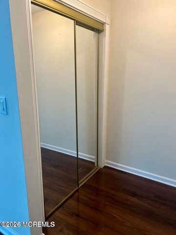 210 Fifth Avenue 33, Belmar, NJ 07719