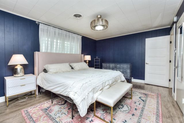 1407 E 19th ST, Georgetown, TX 78626