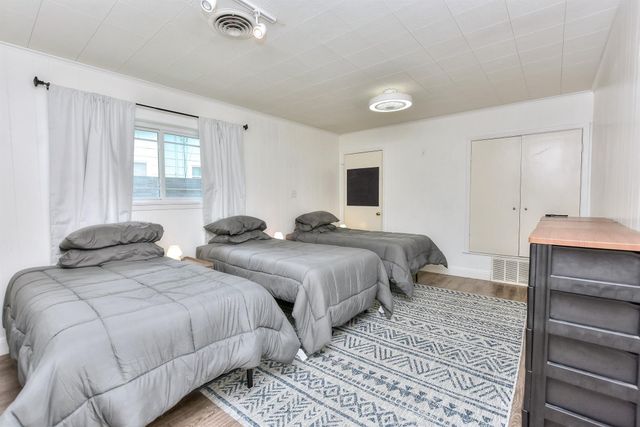 1407 E 19th ST, Georgetown, TX 78626