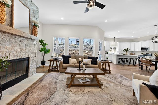 31649 Dogwood Lane, Foristell, MO 63348