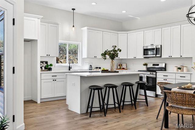 31649 Dogwood Lane, Foristell, MO 63348