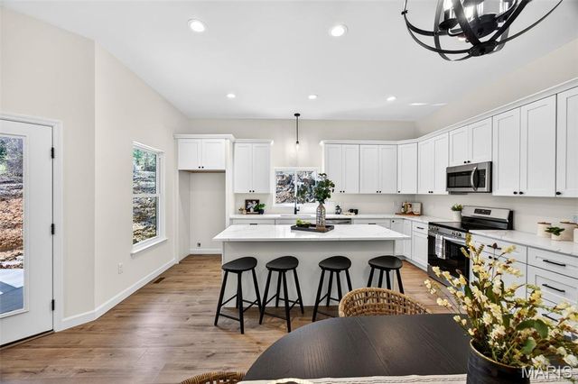 31649 Dogwood Lane, Foristell, MO 63348