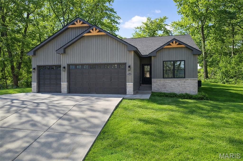 31649 Dogwood Lane, Foristell, MO 63348