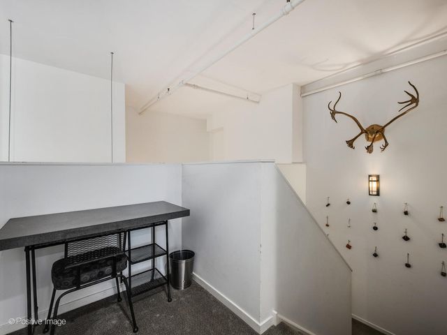 203 S Sangamon Street 310, Chicago, IL 60607