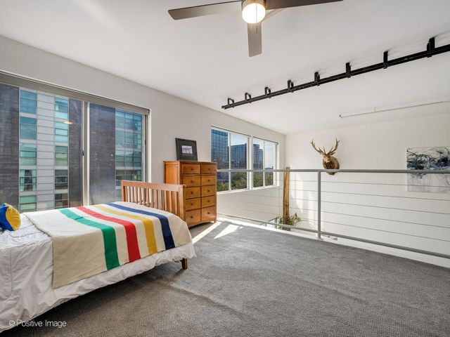 203 S Sangamon Street 310, Chicago, IL 60607