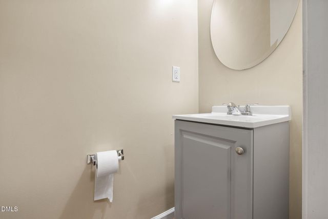 401 Coalinga Lane 108, Raleigh, NC 27610