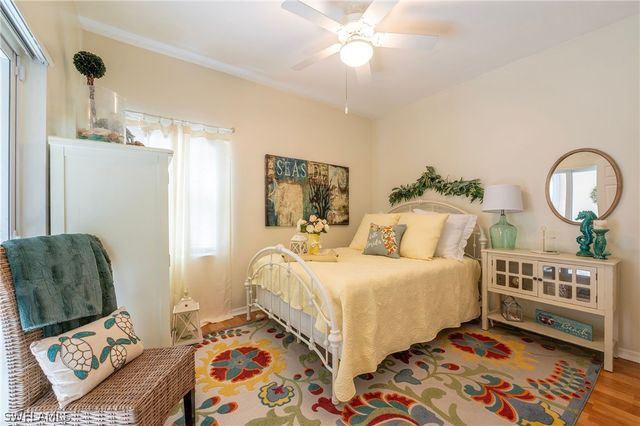 129 Sabal Lake DR, Naples, FL 34104