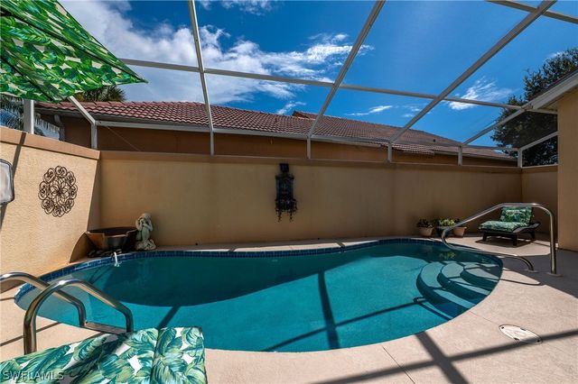 129 Sabal Lake DR, Naples, FL 34104