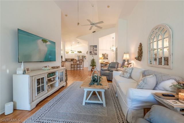 129 Sabal Lake DR, Naples, FL 34104