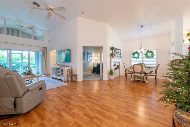 129 Sabal Lake DR, Naples, FL 34104