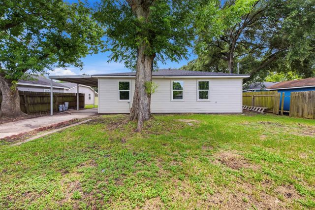 1415 Taylor Avenue, Pasadena, TX 77506