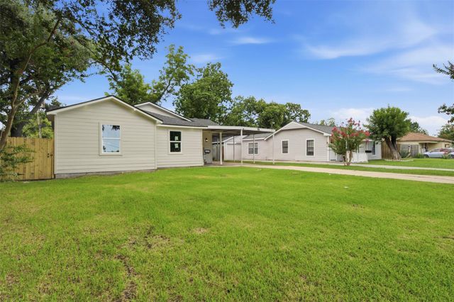 1415 Taylor Avenue, Pasadena, TX 77506