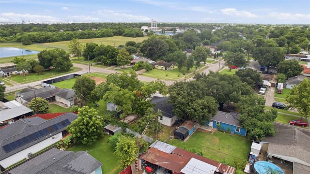 1415 Taylor Avenue, Pasadena, TX 77506