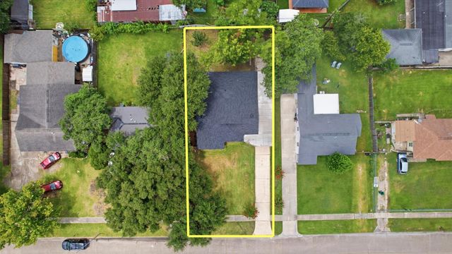 1415 Taylor Avenue, Pasadena, TX 77506