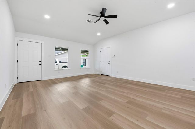 1415 Taylor Avenue, Pasadena, TX 77506