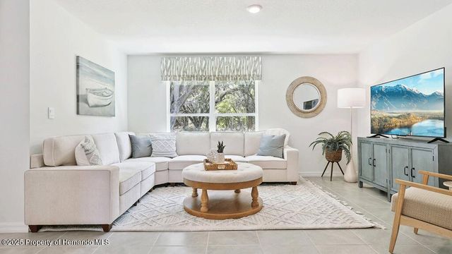 10759 Tucker Road, Weeki Wachee, FL 34613