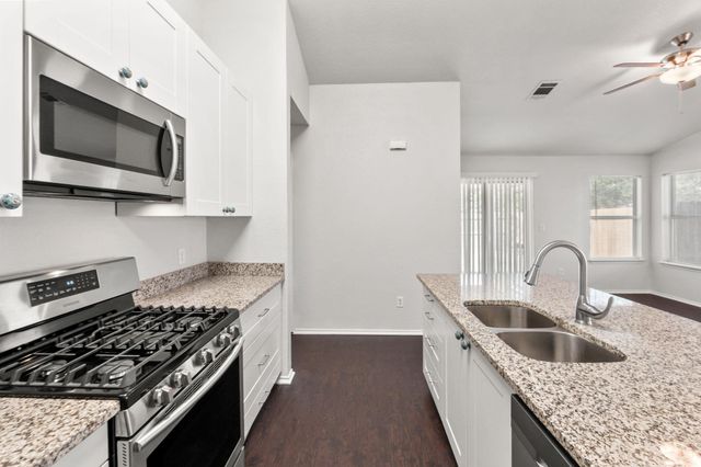 160 Prairie Springs LOOP, Georgetown, TX 78626