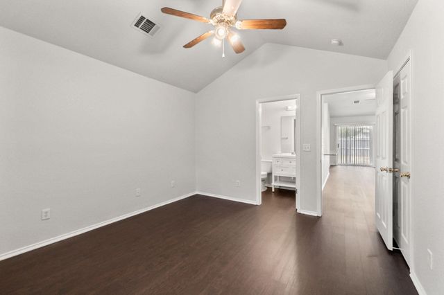 160 Prairie Springs LOOP, Georgetown, TX 78626