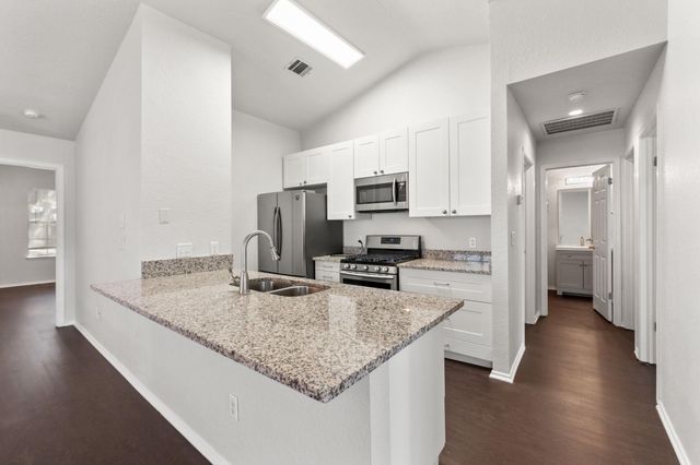 160 Prairie Springs LOOP, Georgetown, TX 78626