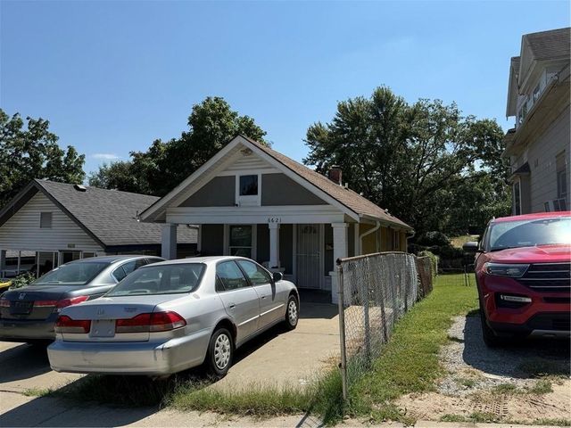 6621 E 12th Terrace, Kansas City, MO 64126