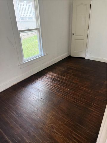 6621 E 12th Terrace, Kansas City, MO 64126