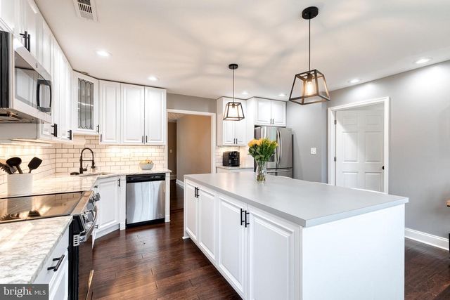 5145 BARTHOLOW RD, Sykesville, MD 21784